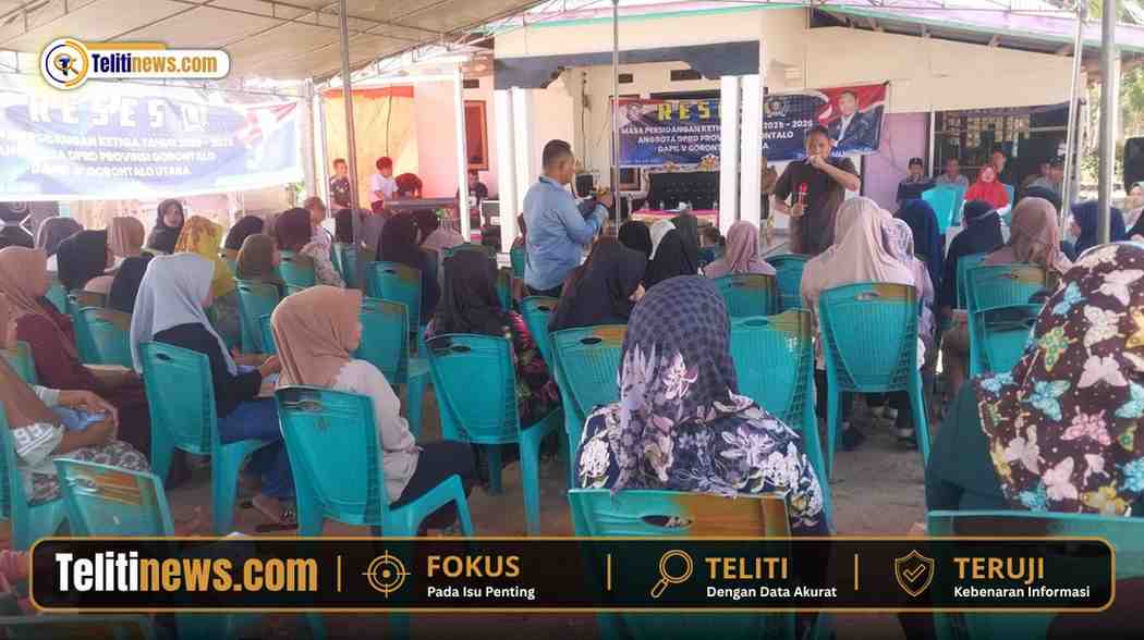 Ridwan Monoarfa berdialog dengan masyarakat Desa Masuru saat reses membahas kepastian harga jagung petani di Kecamatan Kwandang.